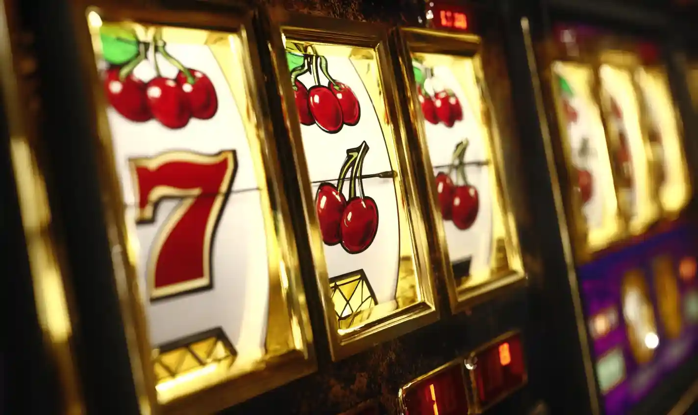 oldest slot machine in vegas